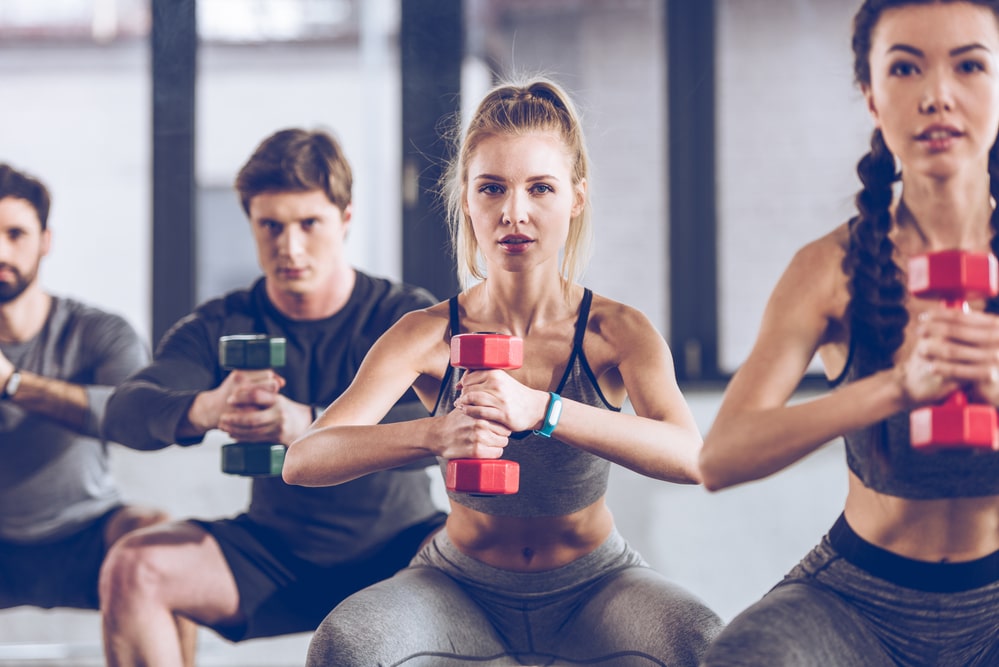 Joining a Gym vs Working Out at Home: Which One is Better?